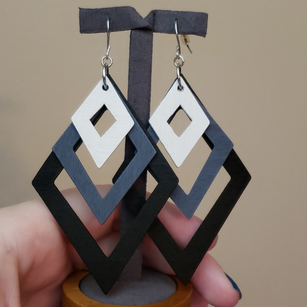 Wooden geometric earrings